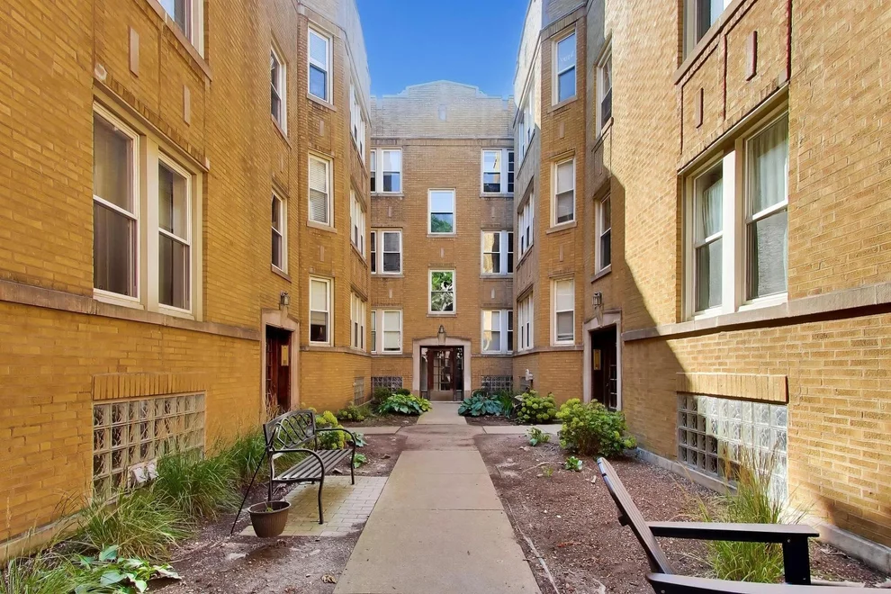 Unit for sale at 3406 N Bell Avenue, Chicago, IL 60618
