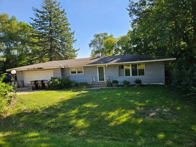 Unit for sale at 5504 Louella Avenue, McHenry, IL 60050