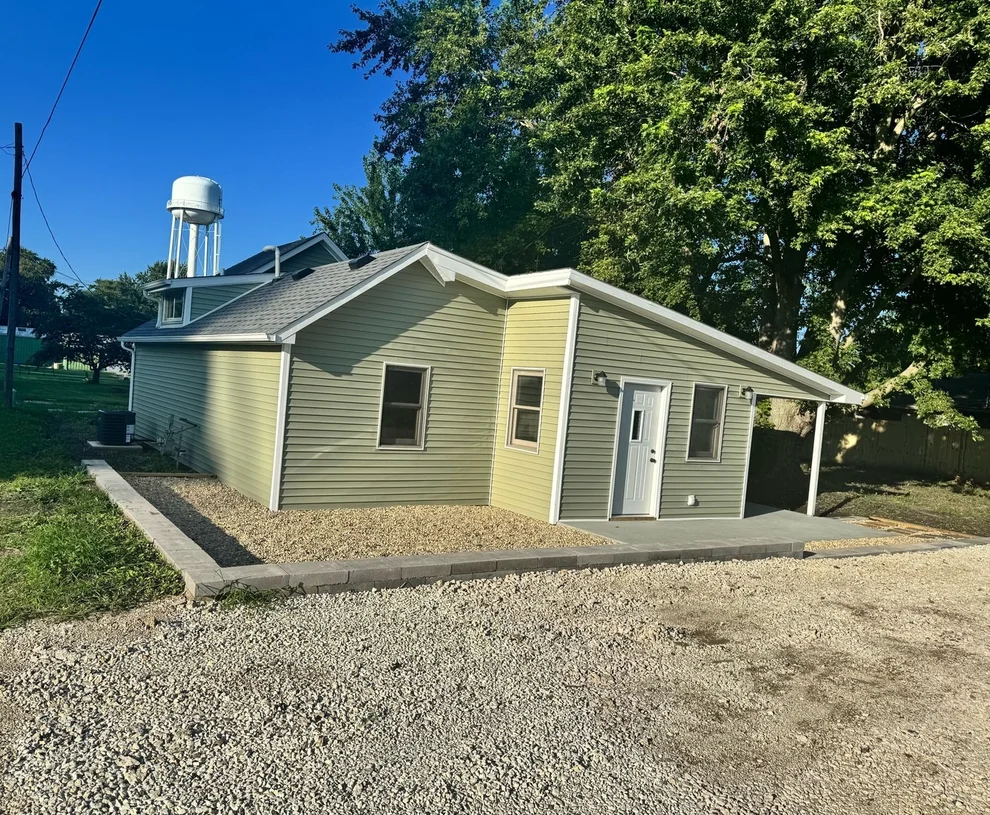 Unit for sale at 123 N Orange Street, Ludlow, IL 60949