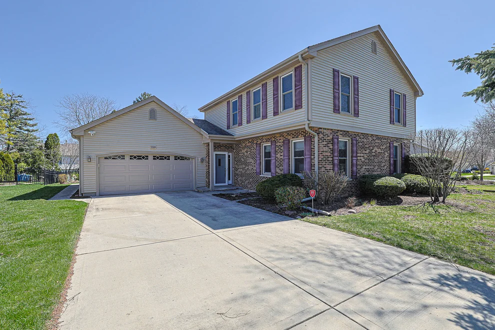 Unit for sale at 229 Tudor Lane, Schaumburg, IL 60193