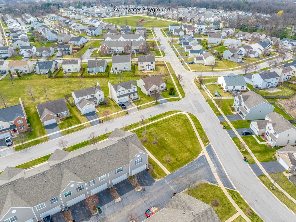 Unit for sale at 1987 Yasgur Drive, Woodstock, IL 60098