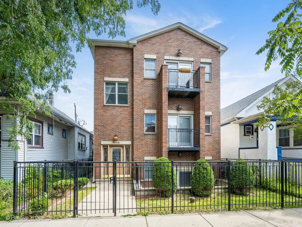Unit for sale at 4845 N SPRINGFIELD Avenue, Chicago, IL 60625