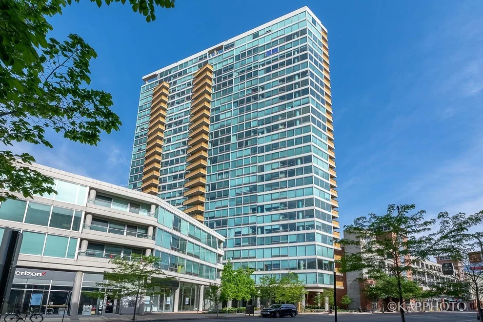 Unit for sale at 1720 Maple Avenue, Evanston, IL 60201