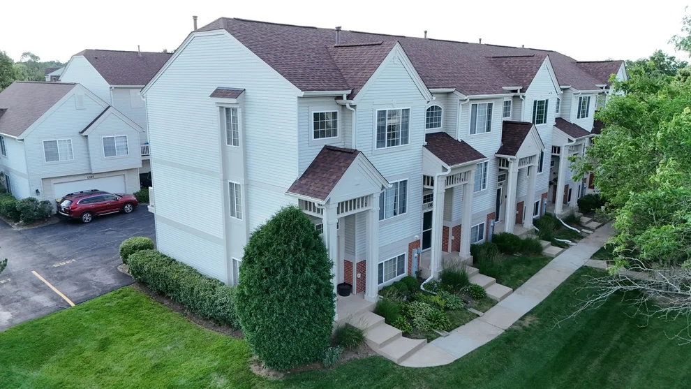 Unit for sale at 1385 New Haven Drive, Cary, IL 60013