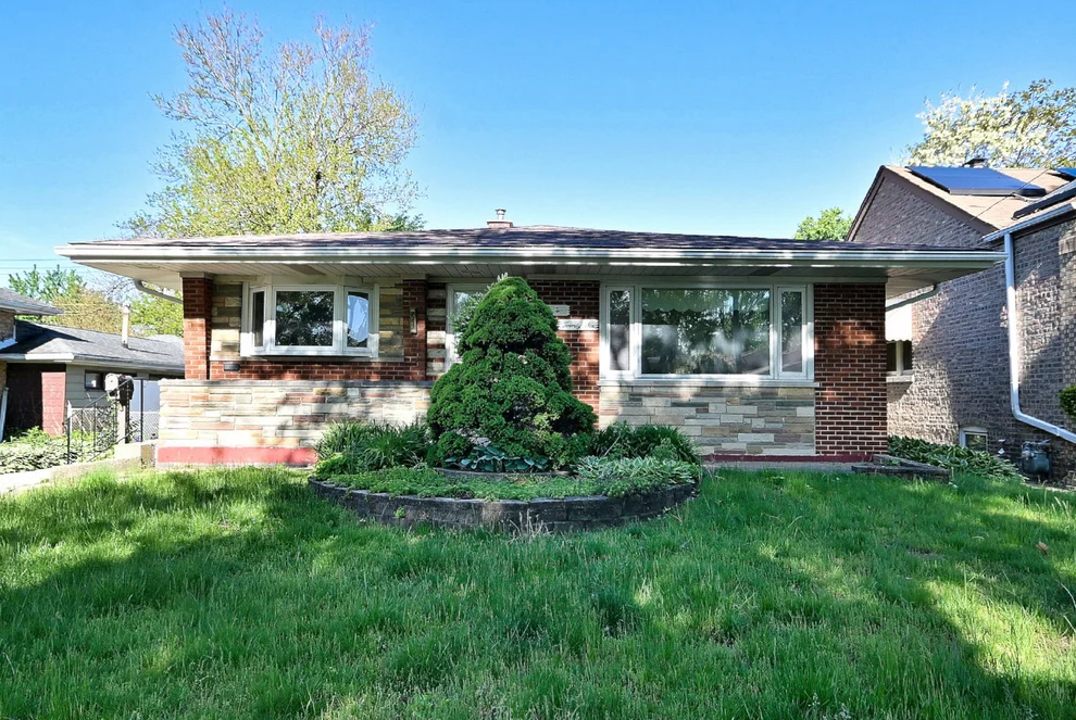 Unit for sale at 4226 Grove Avenue, Stickney, IL 60402