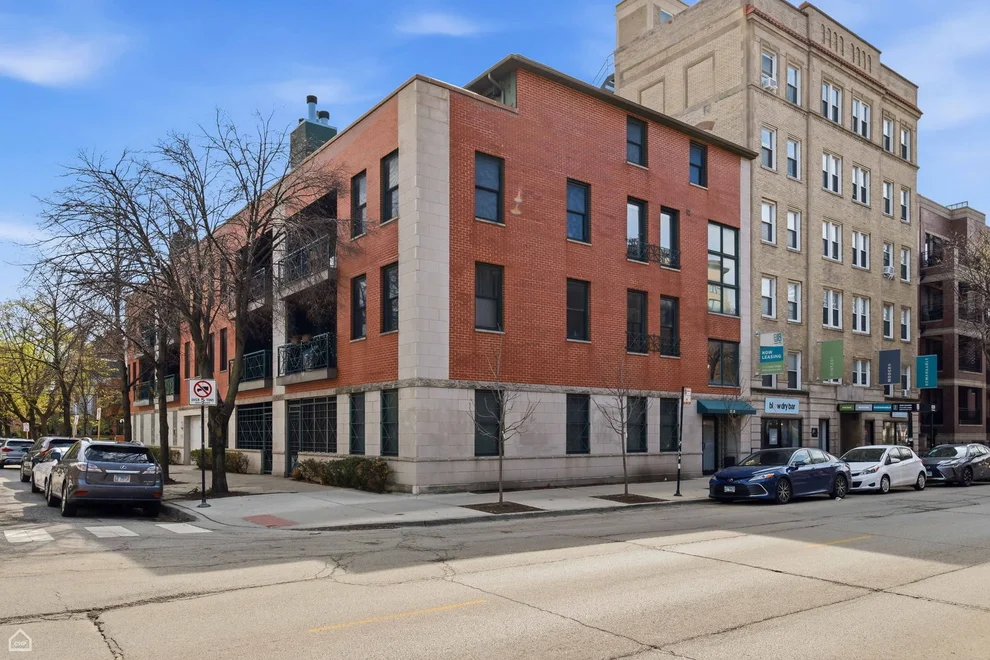 Unit for sale at 835 W Diversey Parkway, Chicago, IL 60614
