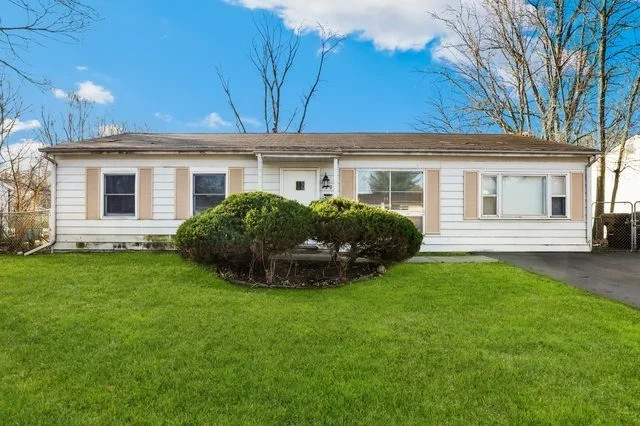 Unit for sale at 4201 Birchwood Road, Richton Park, IL 60471