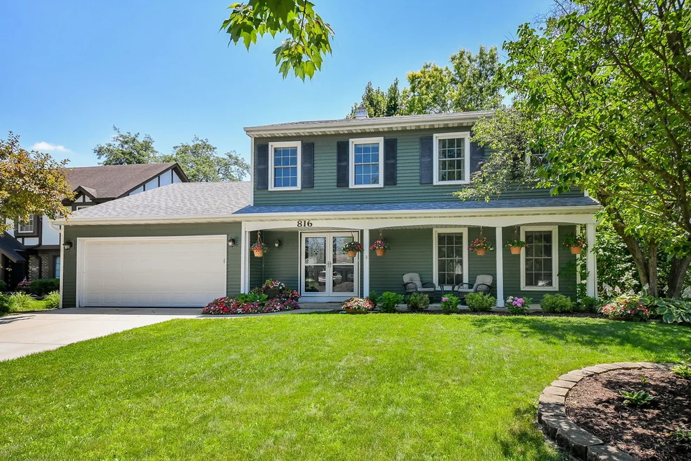 Unit for sale at 816 Canyon Run Road, Naperville, IL 60565