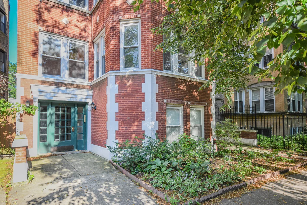 Unit for sale at 6445 N Greenview Avenue, Chicago, IL 60626