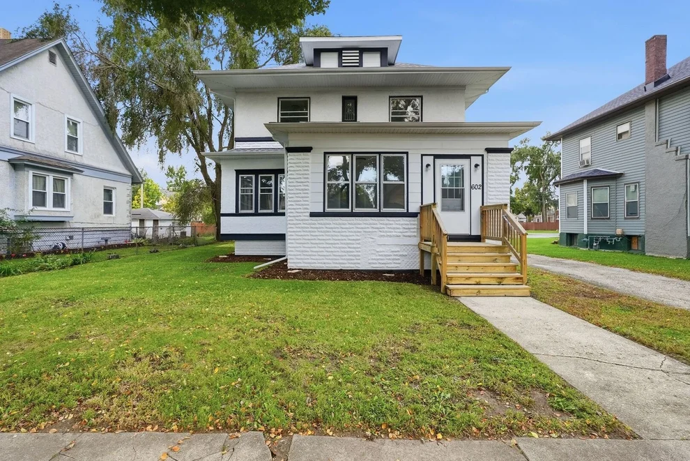 Unit for sale at 602 Whitley Avenue, Joliet, IL 60433