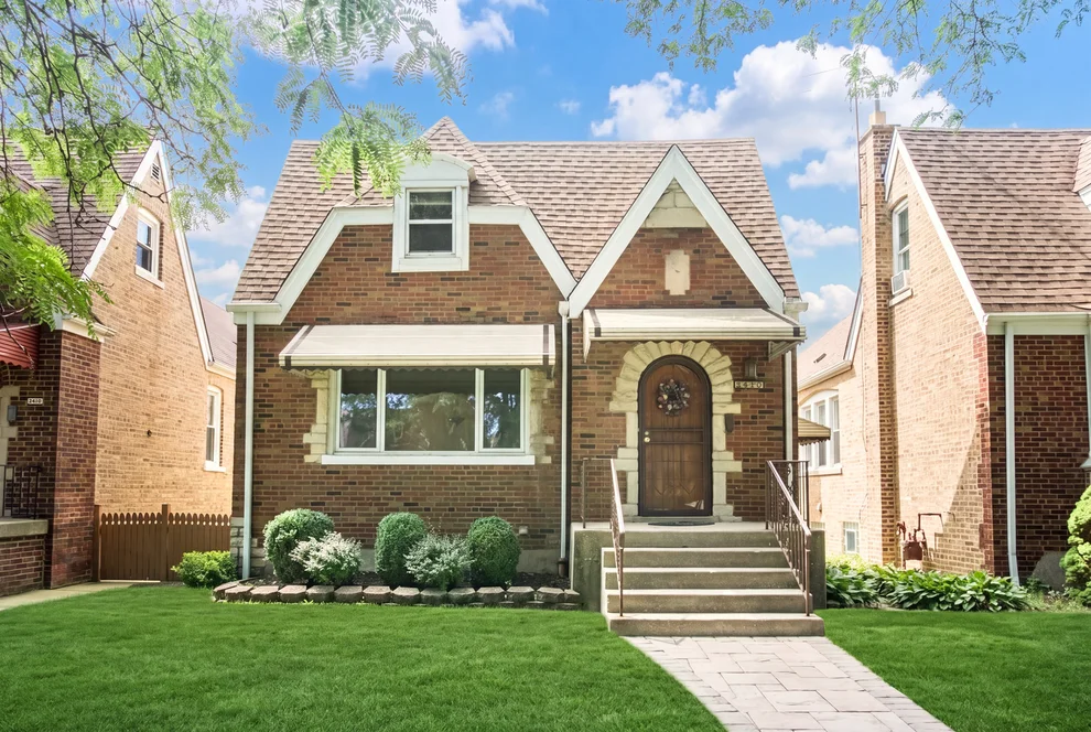 Unit for sale at 3440 N Normandy Avenue, Chicago, IL 60634