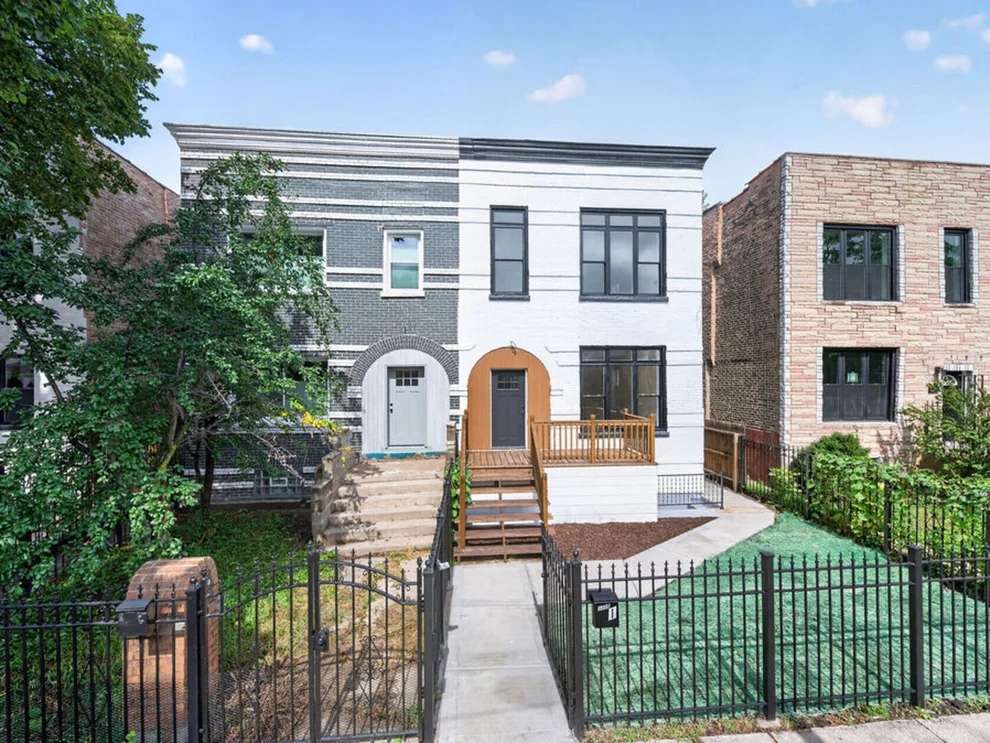 Unit for sale at 3316 W Le Moyne Street, Chicago, IL 60651