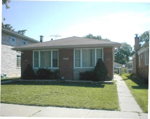 Unit for sale at 8317 N St Louis Avenue, SKOKIE, IL 60076