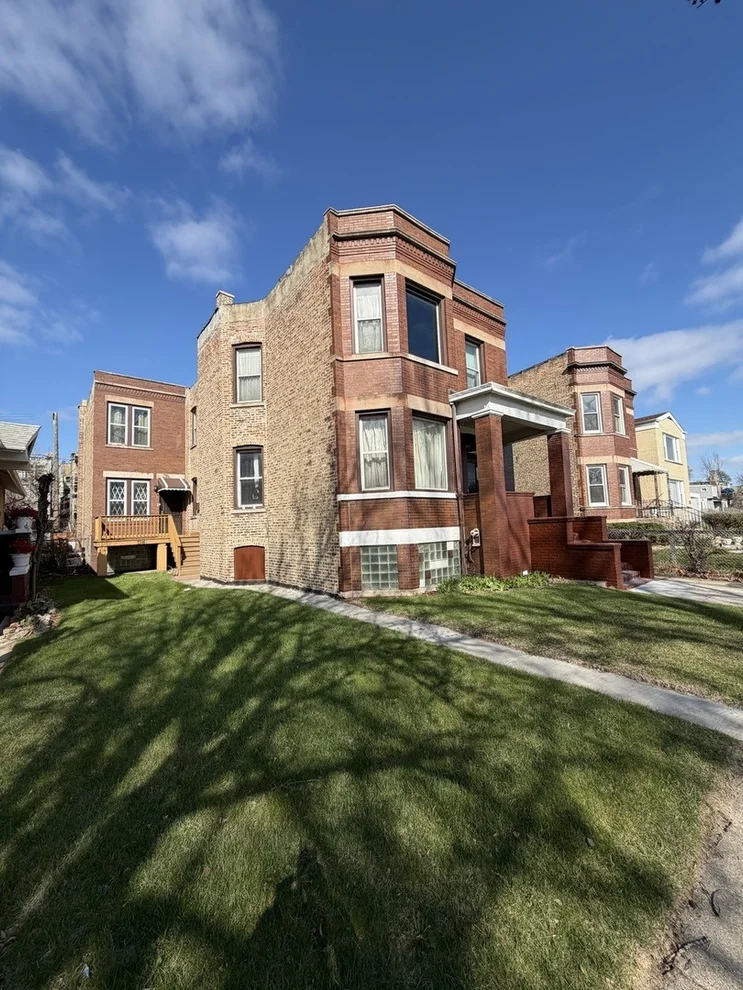 Unit for sale at 7316 S Lowe Avenue, Chicago, IL 60621