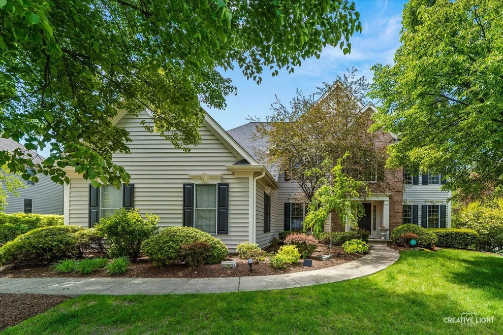 Unit for sale at 3N890 Emily Dickinson Lane, St. Charles, IL 60175
