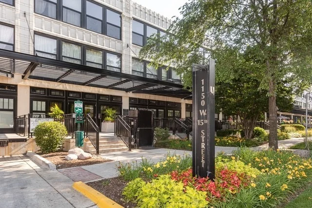 Unit for sale at 1150 W 15TH Street, Chicago, IL 60608