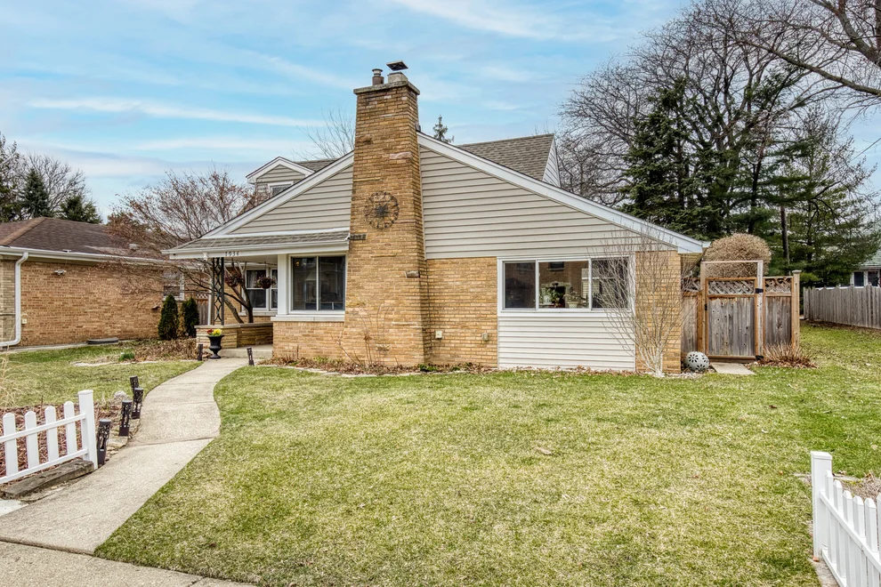 Unit for sale at 7934 Lotus Avenue, Morton Grove, IL 60053