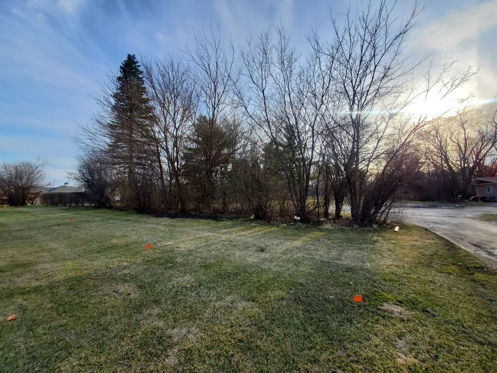 Unit for sale at 19925 W IL ROUTE 60 Road, Mundelein, IL 60060