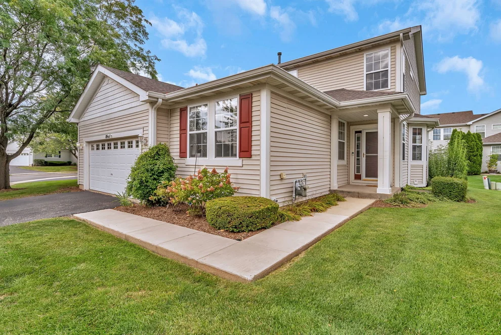 Unit for sale at 16107 Huron Street, Crest Hill, IL 60403