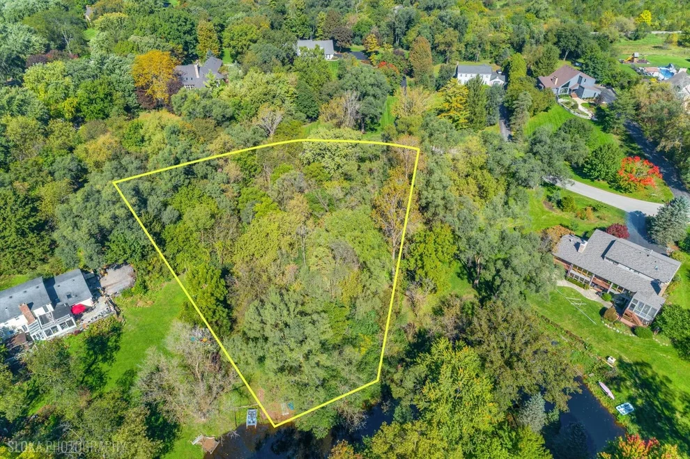Unit for sale at 26709 W Leon Drive, Tower Lakes, IL 60010