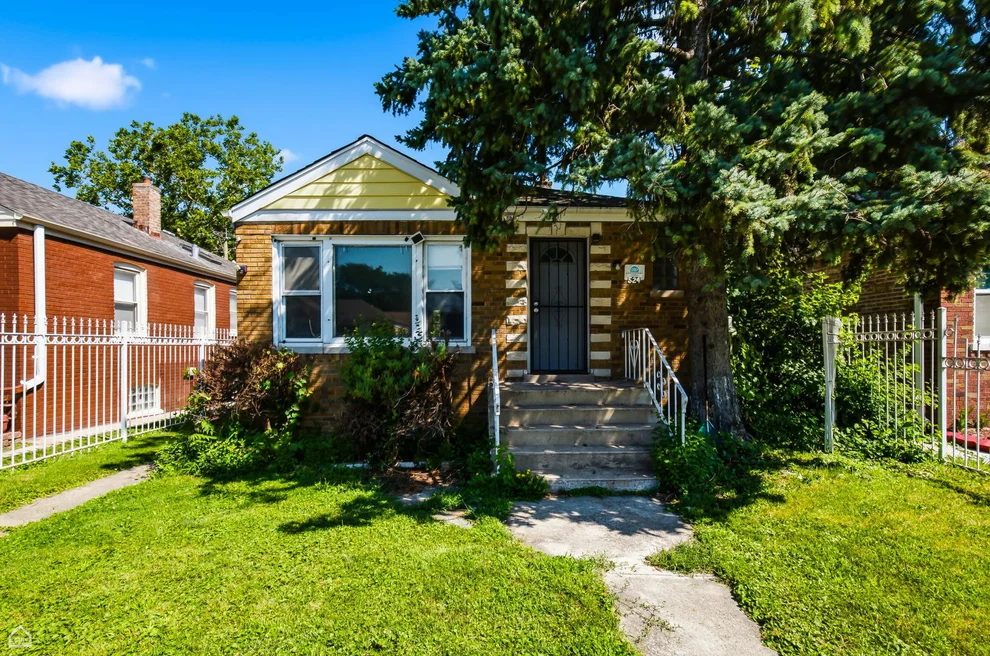 Unit for sale at 524 W 127th Place, Chicago, IL 60628