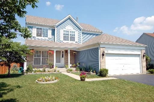 Unit for sale at 30 W DAHLIA Lane, Round Lake, IL 60073