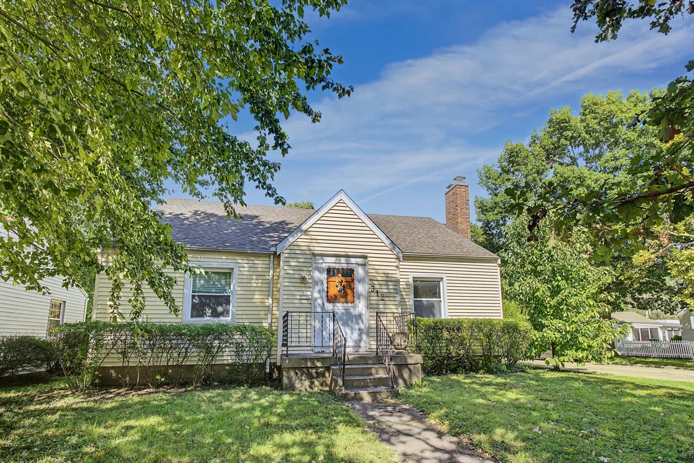 Unit for sale at 312 E Washington Street, Urbana, IL 61801