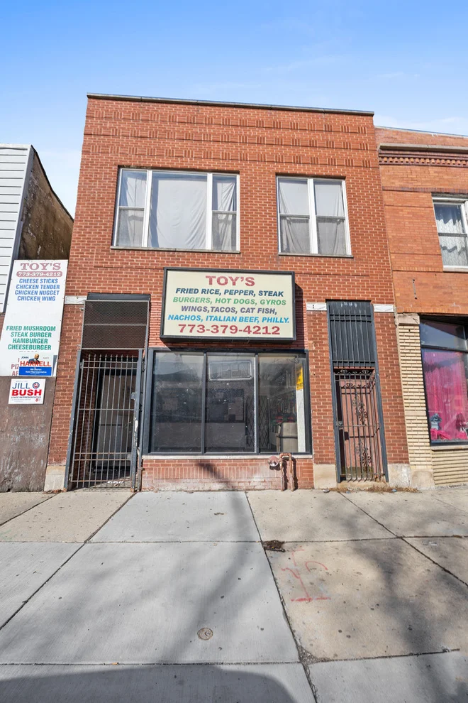 Unit for sale at 336 S Laramie Avenue, Chicago, IL 60644