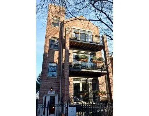 Unit for sale at 2333 N OAKLEY Avenue, CHICAGO, IL 60647