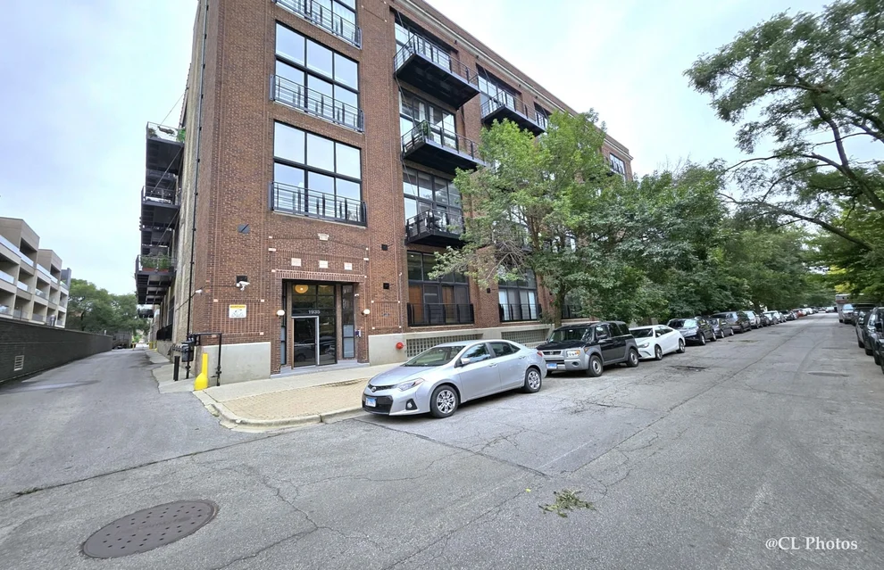 Unit for sale at 1935 N FAIRFIELD Avenue, Chicago, IL 60647