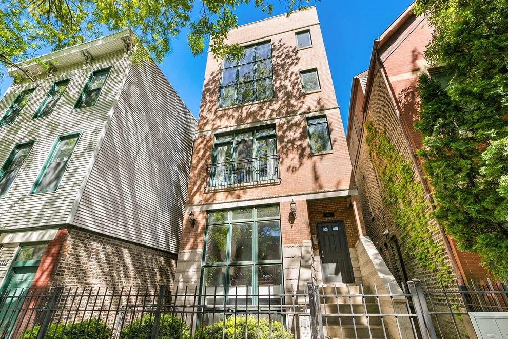Unit for sale at 1067 N Hermitage Avenue, Chicago, IL 60622