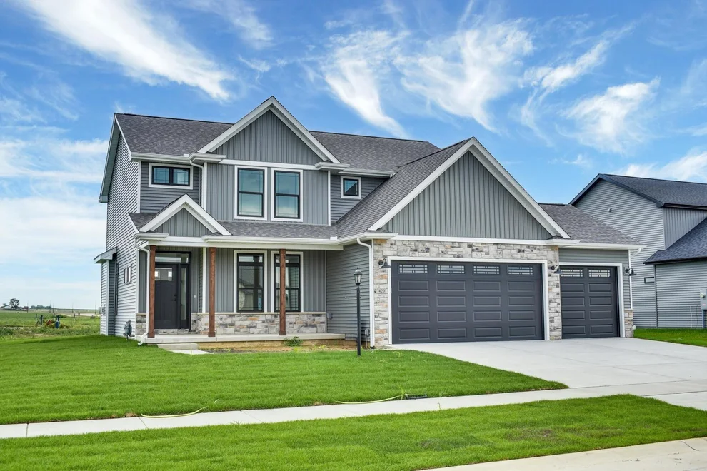 Unit for sale at 1420 Tinley Lane, Mahomet, IL 61853