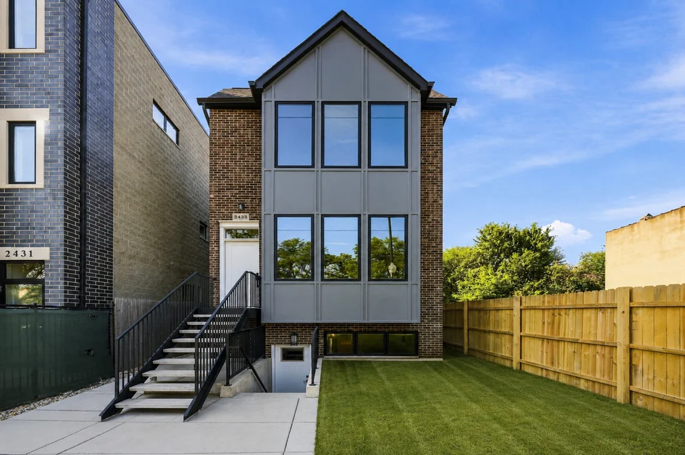 Unit for sale at 1435 S Trumbull Avenue, Chicago, IL 60623