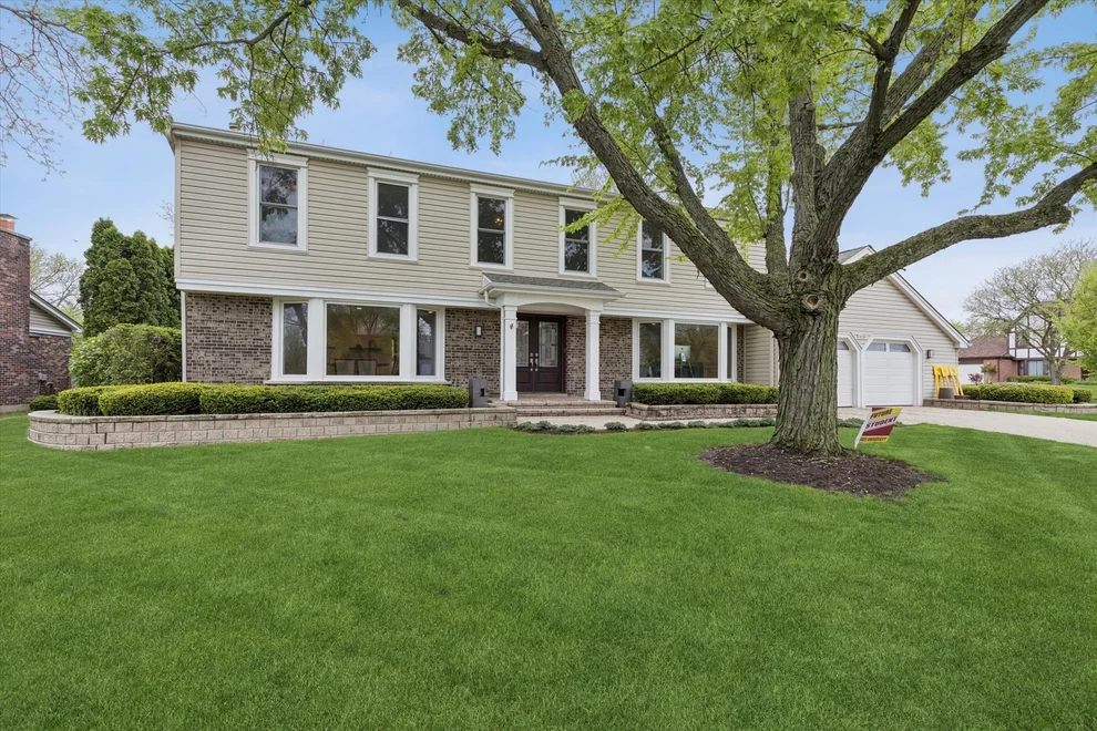 Unit for sale at 4115 Bristol Court, Northbrook, IL 60062