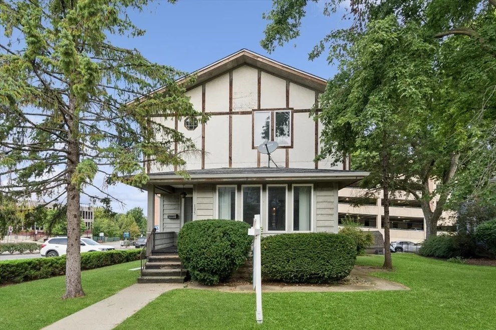 Unit for sale at 135 Aurora Avenue, Naperville, IL 60540