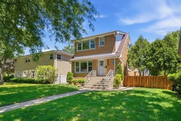 Unit for sale at 455 S Northwest Highway, Park Ridge, IL 60068