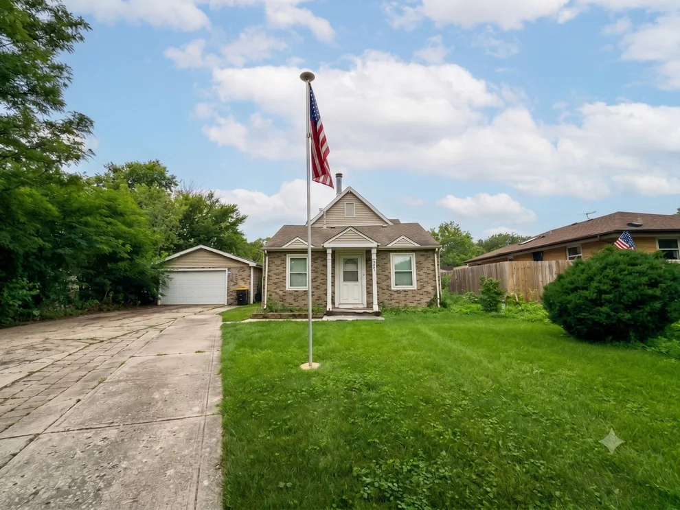 Unit for sale at 356 OAK Avenue, Wood Dale, IL 60191
