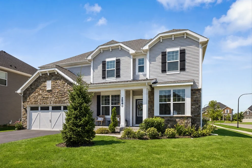 Unit for sale at 2540 Weatherbee Lane, Naperville, IL 60563