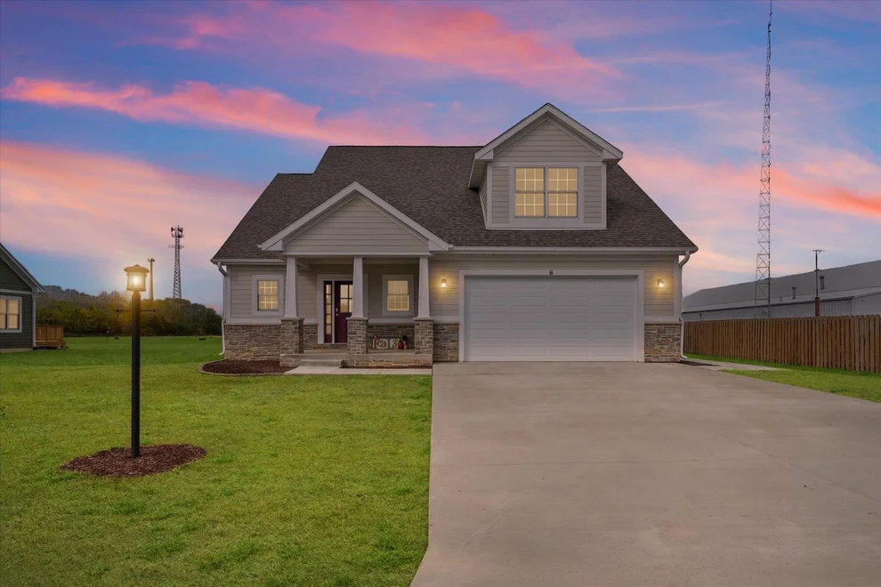 Unit for sale at 6 Foxtrot Lane, Monticello, IL 61856