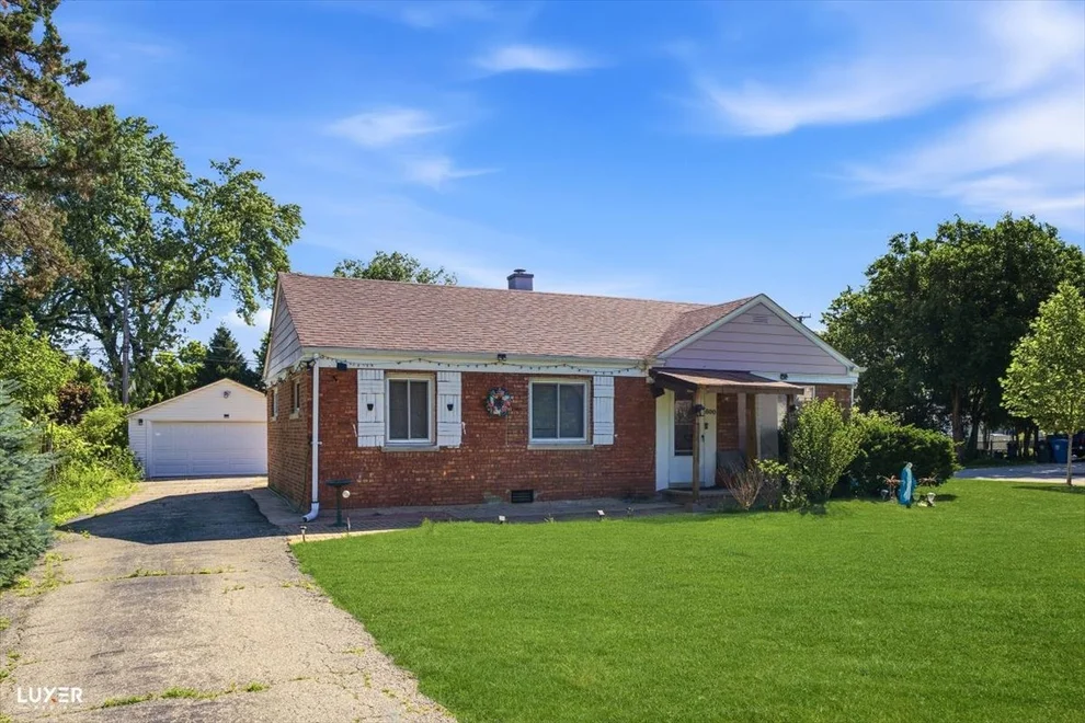 Unit for sale at 600 W Bob O Link Road, Mount Prospect, IL 60056