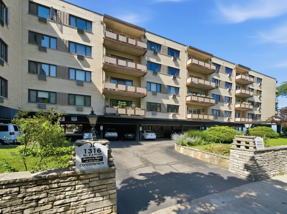 Unit for sale at 1316 W Fargo Avenue, Chicago, IL 60626