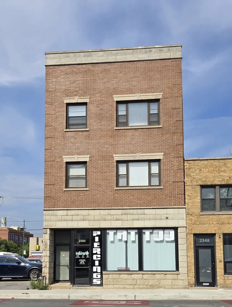 Unit for sale at 2350 W Grand Avenue, Chicago, IL 60612
