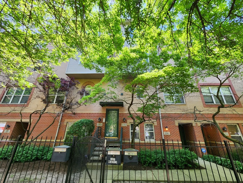 Unit for sale at 2363 E 70th Place, Chicago, IL 60649