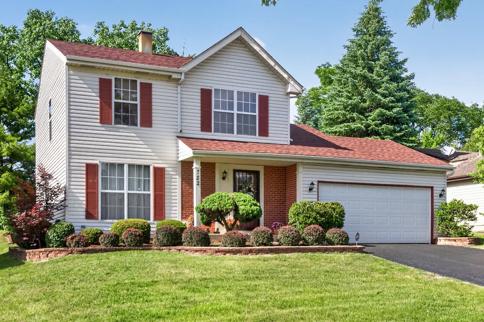 Unit for sale at 722 Aspen Drive, Lombard, IL 60148