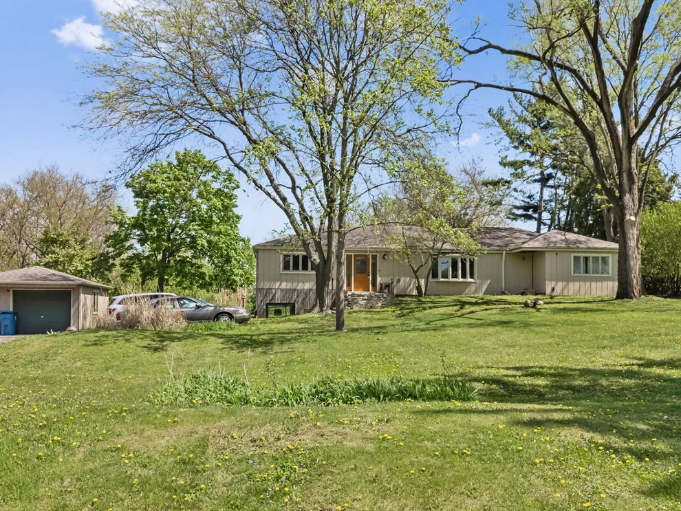 Unit for sale at 1S655 Taylor Road, Glen Ellyn, IL 60137