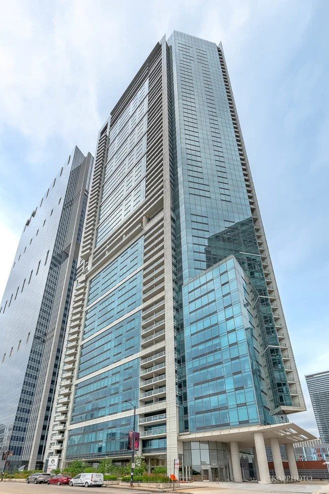 Unit for sale at 340 E Randolph Street, Chicago, IL 60601