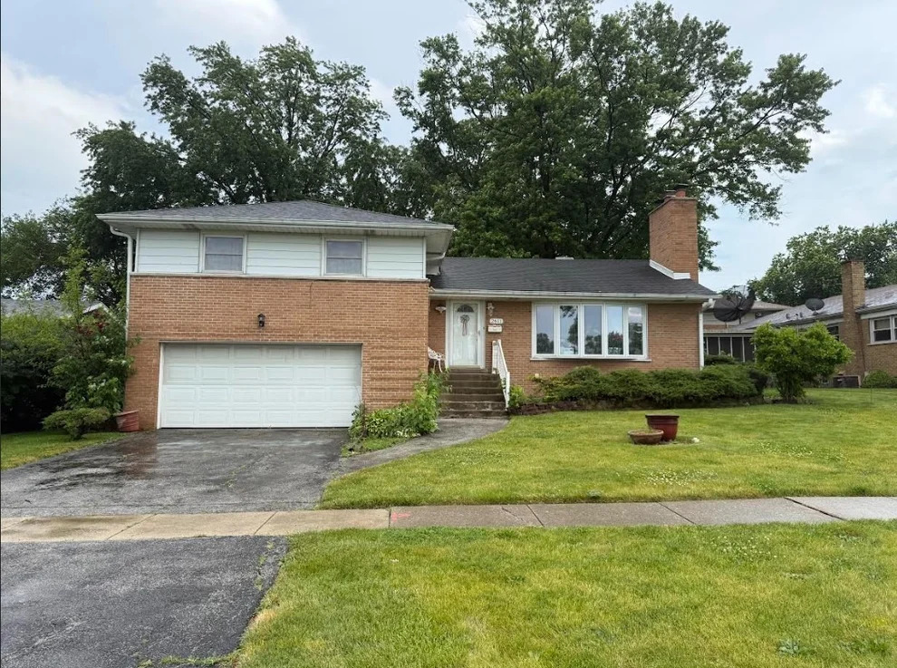 Unit for sale at 2611 171st Street, Hazel Crest, IL 60429