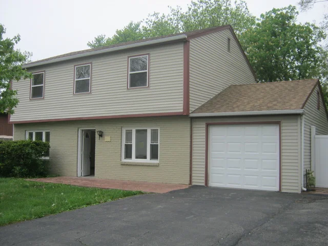 Unit for sale at 532 Spruce Road, BOLINGBROOK, IL 60440