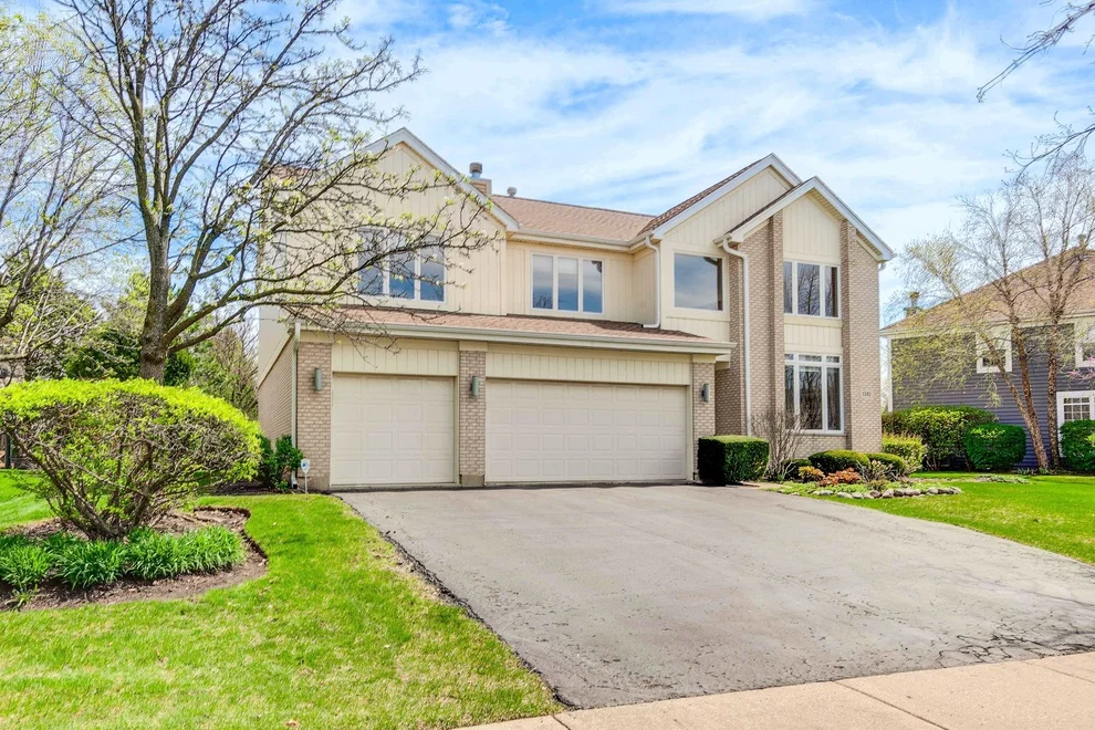 Unit for sale at 3392 Whirlaway Drive, Northbrook, IL 60062