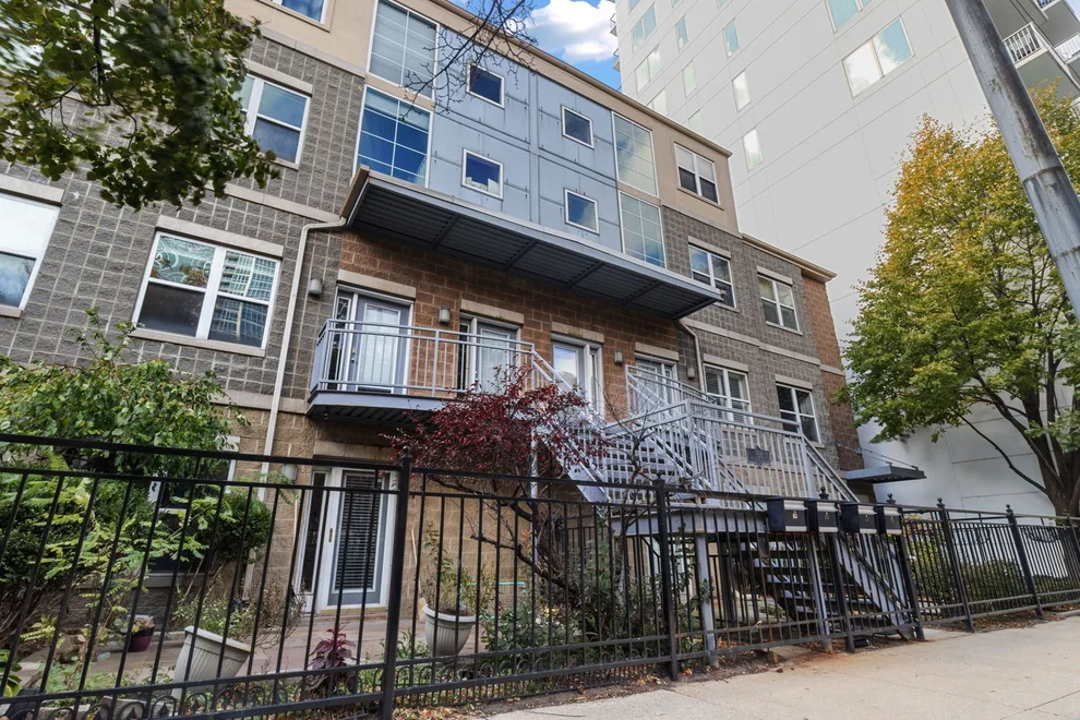 Unit for sale at 1616 S Indiana Avenue, Chicago, IL 60616
